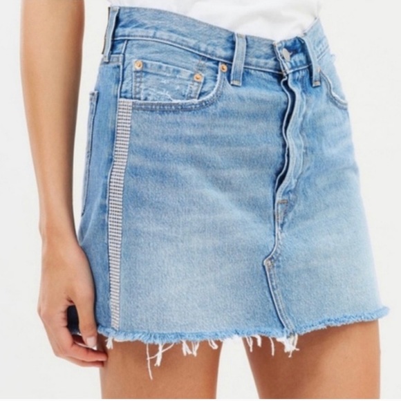 Levi's NWT Sequin Deconstruct Distress Denim Skirt - Picture 5 of 7